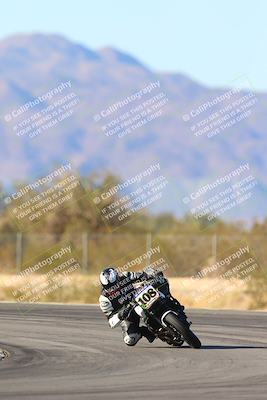 media/Jan-10-2025-CVMA Friday Practice (Fri) [[489e0da257]]/Group 4 and Trackday/Session 5 (Turn 7)/